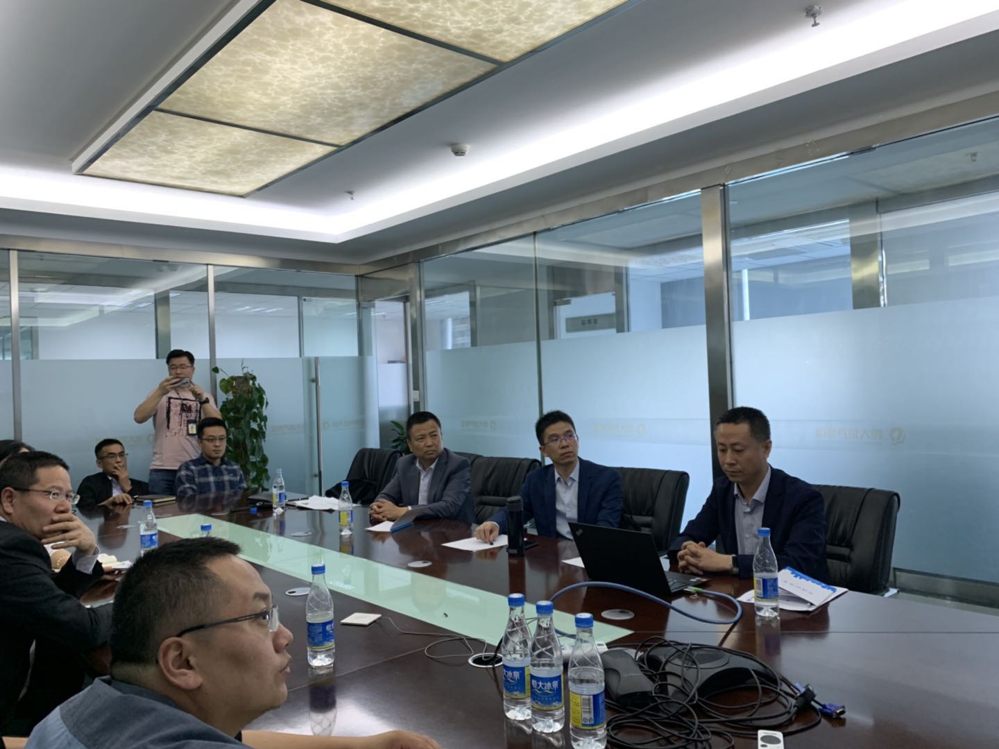 主動開拓省外市場、積極踐行“兩全戰(zhàn)略” ——公司與恒大新疆公司簽訂勘察項(xiàng)目