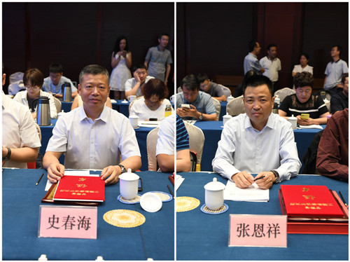 我省舉行全省勘察行業(yè)發(fā)展座談會暨甘肅省勘察設(shè)計(jì)大師表彰頒證儀式